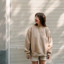 Load image into Gallery viewer, Oversized mikina Mamalatte Capuccino