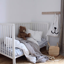 Load image into Gallery viewer, Prostěradlo Rainbows Tranquil gray