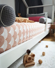 Load image into Gallery viewer, Prostěradlo Rainbows terracotta pink