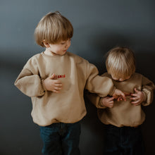 Load image into Gallery viewer, Oversized mikina Vitamin cappuccino